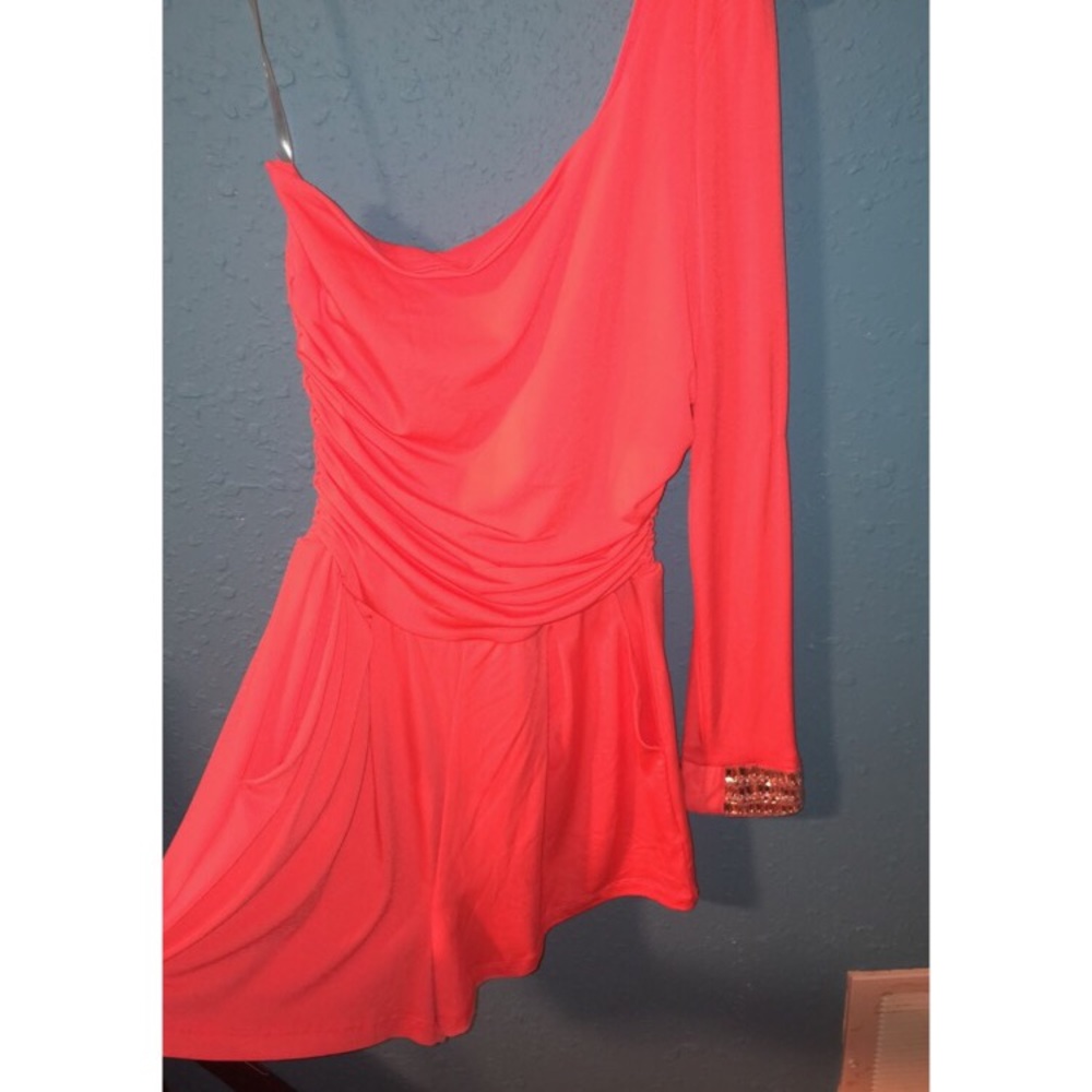 One shoulder romper
